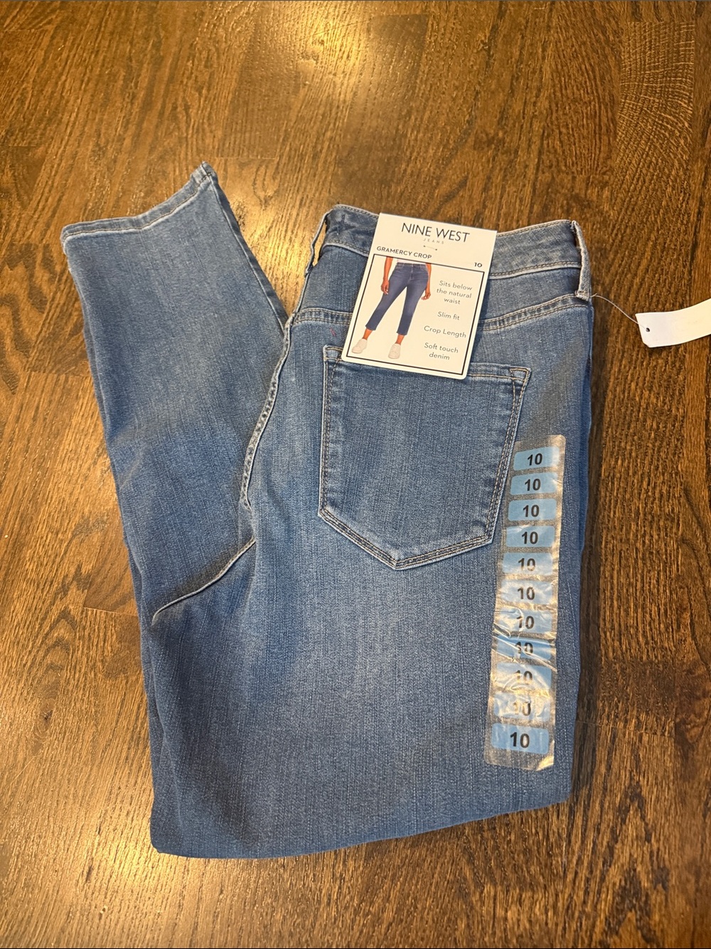 Nine West Medium Blue Cropped Skinny Jeans size 10